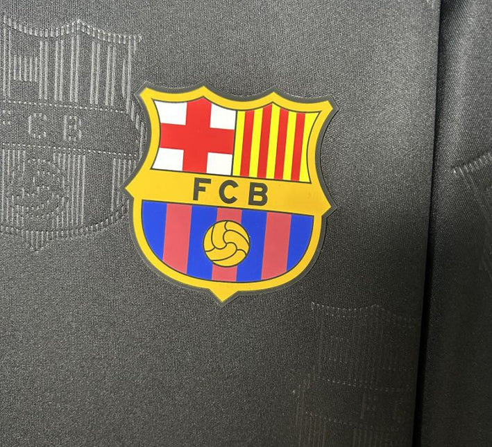 jersey-football-fc-barcelone-noir-collection-concept-saison-2526 Jersey football FC Barcelone noir collection concept saison 2526