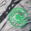 t-shirt-de-football-manchester-city-design-concept-noir-gris-pour-supporter T-shirt fotboll Manchester City konceptdesign svart grå för supporter