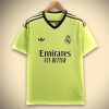Real Madrid målvaktströja grön utgåva 2024-2025 framifrån