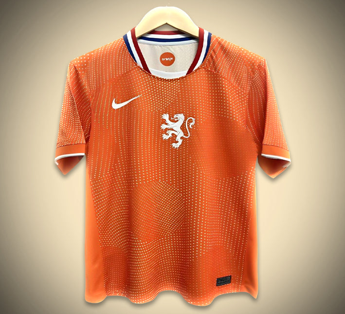 Maillot_PaysBas_Domicile_2025.jpg Nederländerna Hemmatröja 2025 framifrån