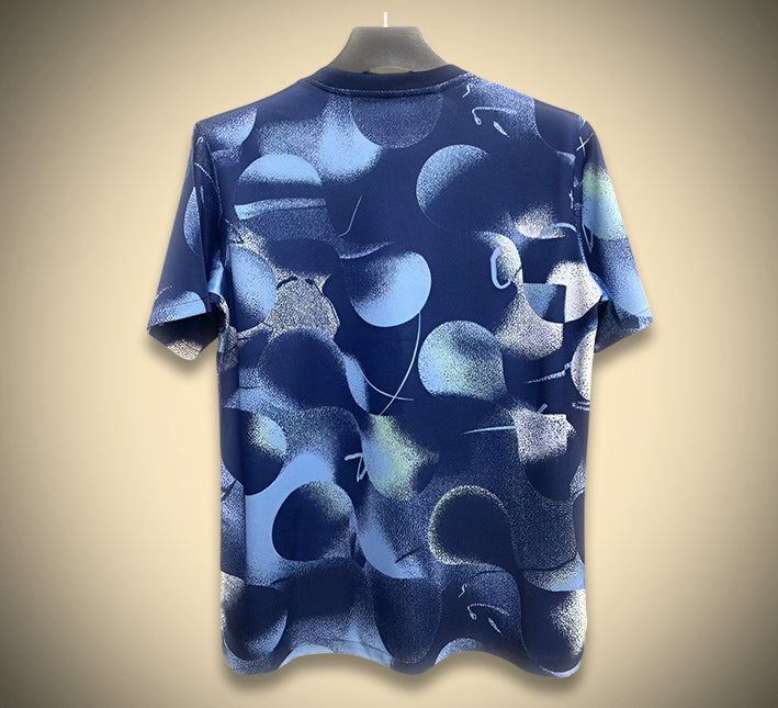 Maillottottenhamprematchdos.jpg Tottenham hemmatröja blå utgåva 2024-2025 från sidan