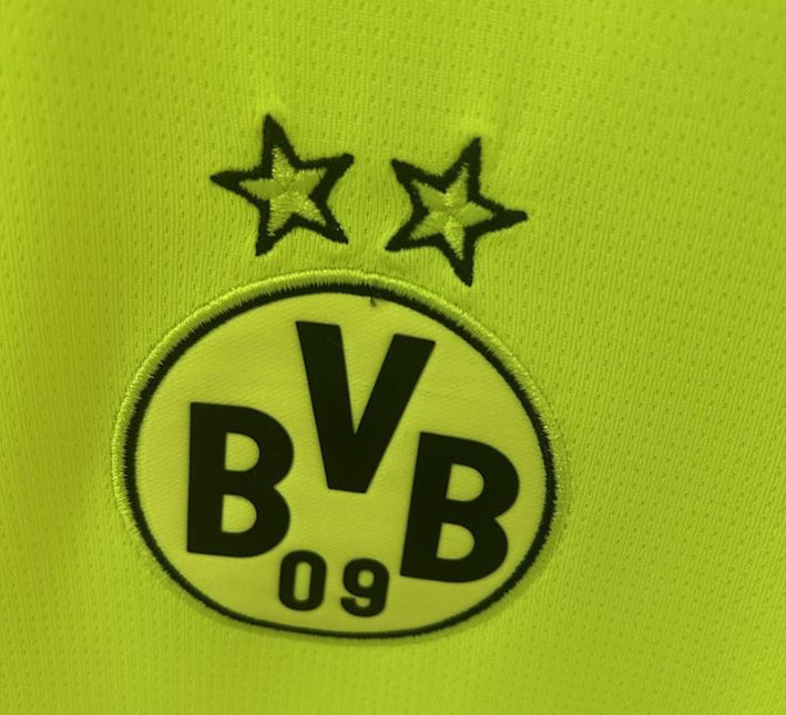 Konceptfotbollströja Borussia Dortmund Grön Edition 2024-2025 från sidan