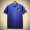 maillotpaysbasdomicileexterieur_fffa73f23b8d43fea72303bf94e9b37b.jpg Nederländerna Bortatröja 2014 framifrån