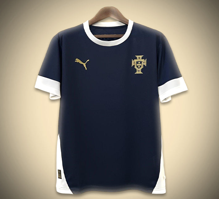 maillotportugalblueconcept-1.jpg Portugal träningsfotbollströja marinblå 2024-2025 framifrån