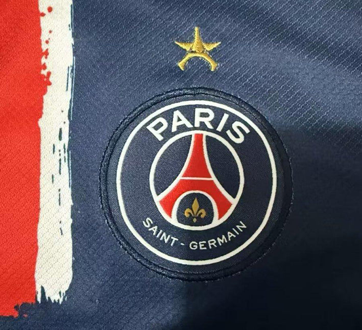 Paris Saint-Germain Hemmatröja 1 Stjärna 2024-2025 från sidan