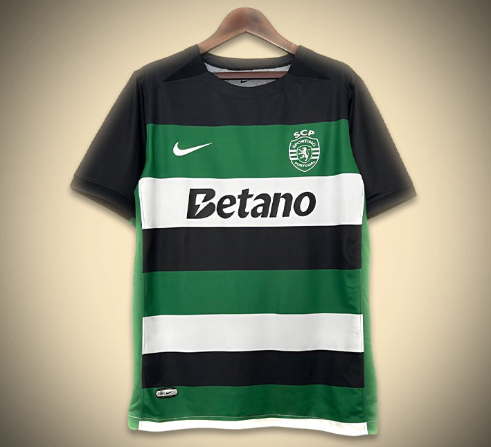 Sporting CP Hemmatröja 2024-2025 framifrån
