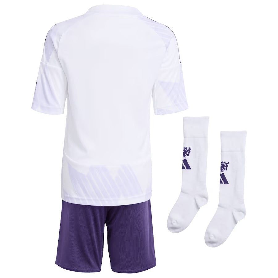 ensemble-enfant-manchester-united-maillot-exterieur-saison-2025-2026 Ensemble enfant Manchester United maillot extérieur saison 2025 2026