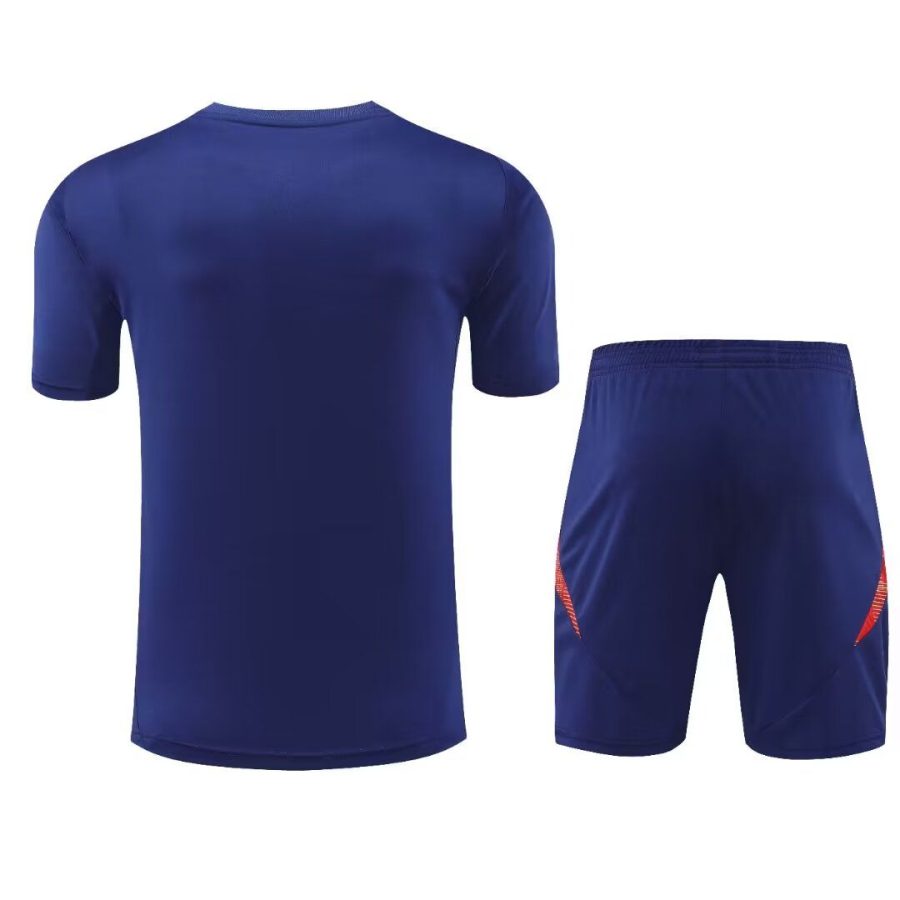 Set med tröja och shorts Spanien säsongen 2024 2025