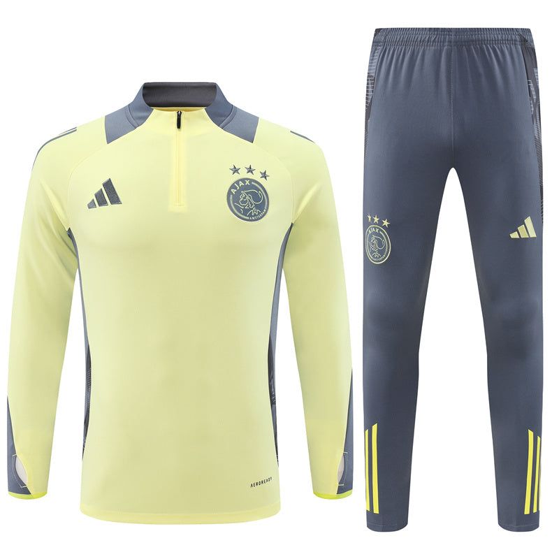 ensemble-survetement-ajax-saison-2024-2025-haut-et-bas Träningsset Ajax säsong 2024 2025 överdel och nederdel