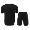 ensemble-tenue-real-madrid-saison-deux-mille-vingt-quatre-deux-mille-vingt-cinq-maillot-et-short Matchställ Real Madrid säsong 2024 2025 tröja och shorts