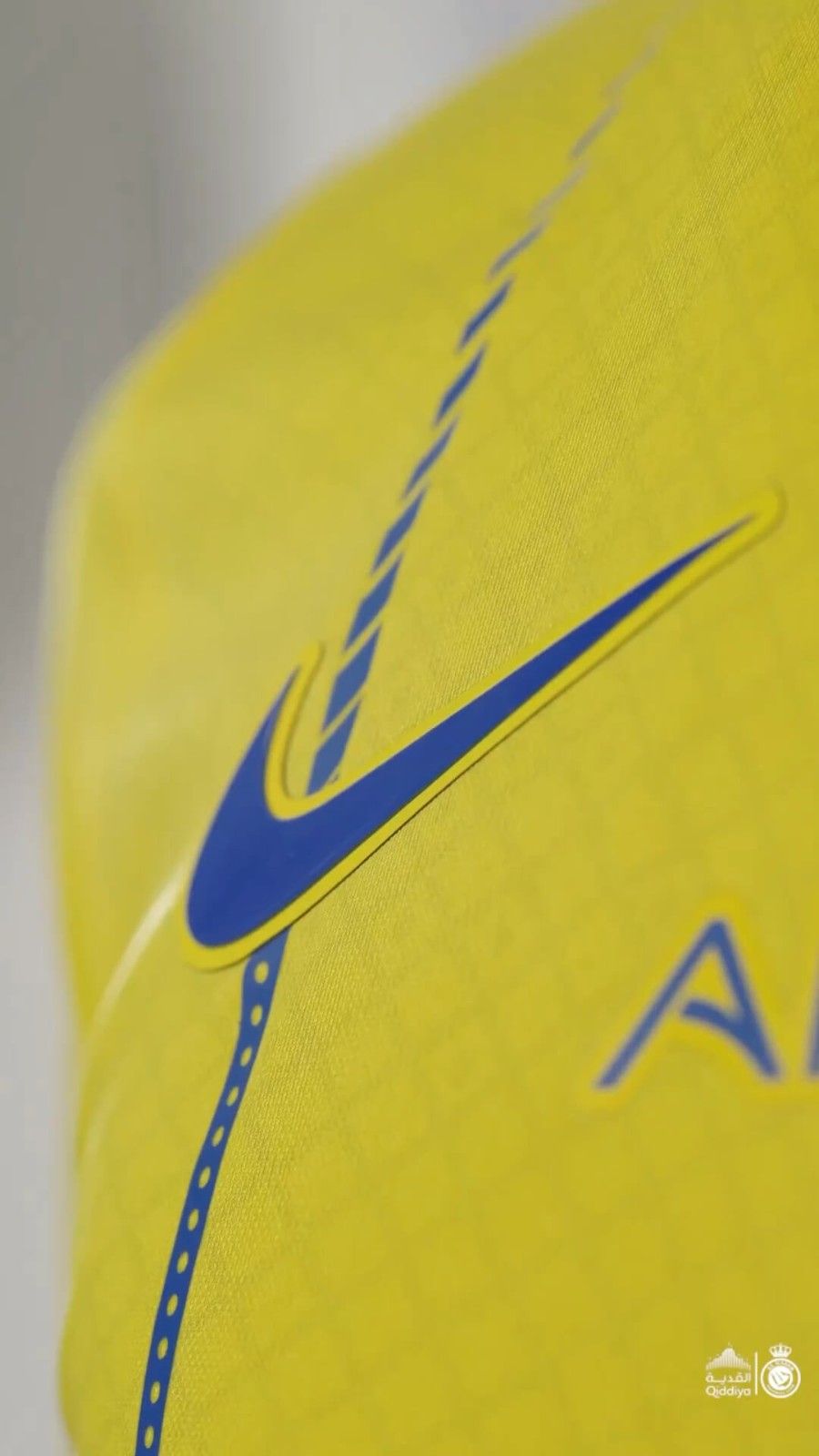 jersey-officiel-al-nassr-fc-couleur-jaune-domicile officiell tröja Al Nassr FC gul färg hemma