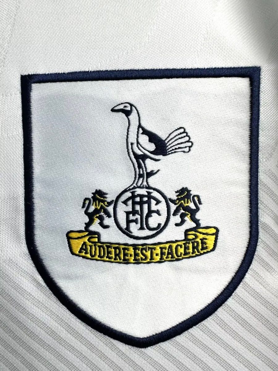 jersey-tottenham-hotspur-domicile-ancien-modele-collection-football Tottenham Hotspur hemmatröja äldre modell fotbollssamling