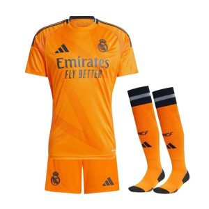kit-enfant-real-madrid-exterieur-2024-2025 BARNSET REAL MADRID BORTATRÖJA 2024-2025