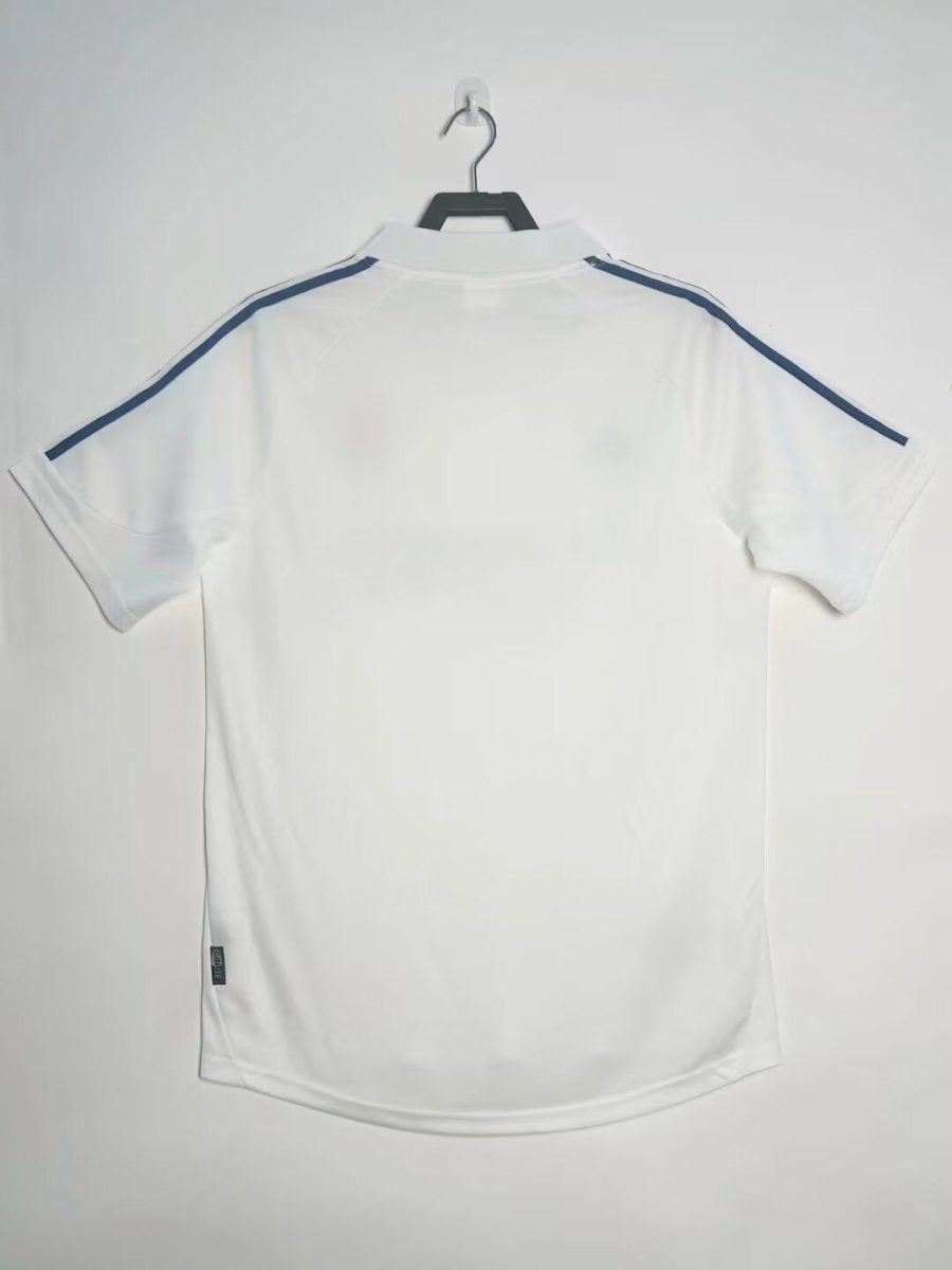 maillot-de-foot-real-madrid-blanc-collection-retro Real Madrid vit fotbollströja retrokollektion
