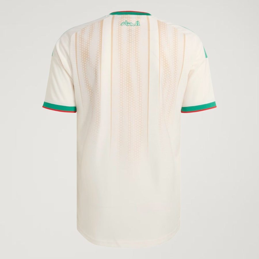 maillot-de-football-algerie-domicile-saison-2026-tenue-officielle-verte-et-blanche Algeriets fotbollströja hemma säsong 2026 officiell dräkt grön och vit