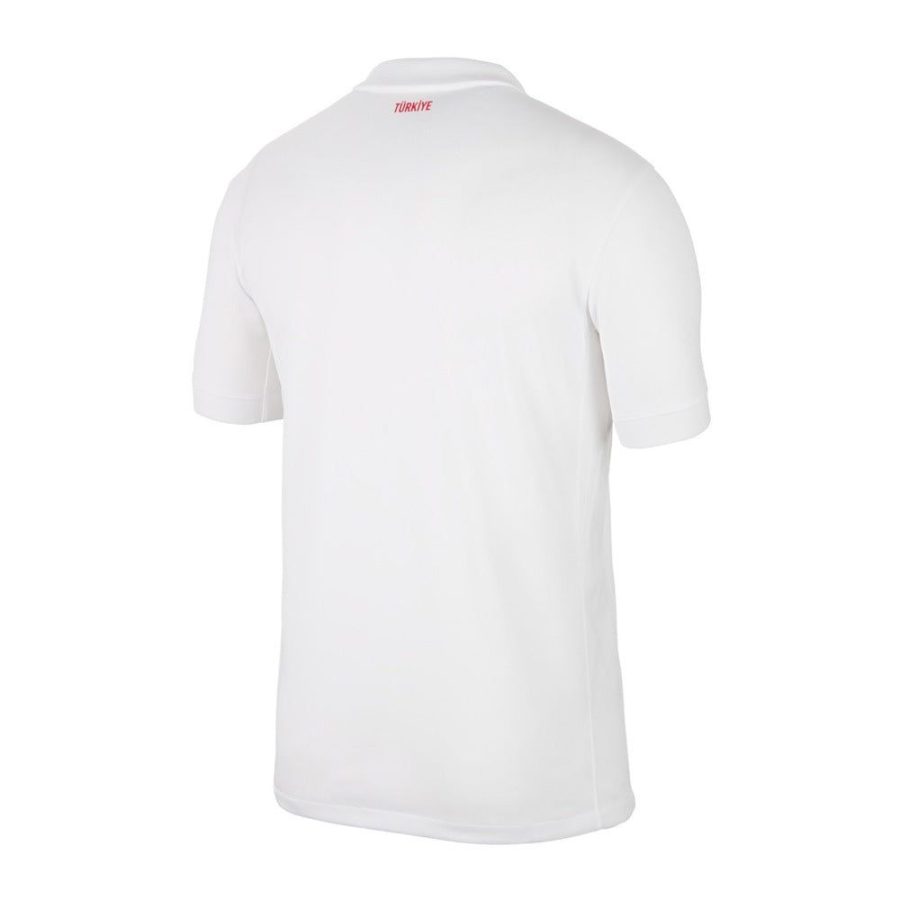 maillot-de-football-turquie-domicile-saison-2024-rouge-avec-ecusson-et-details-blancs Turkiet fotbollströja hemma säsong 2024 röd med emblem och vita detaljer