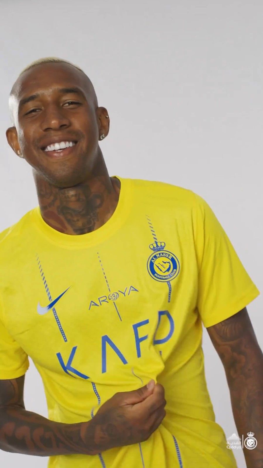 maillot-de-supporter-al-nassr-fc-edition-domicile-2023-2024 supportertröja Al Nassr FC hemmautgåva 2023 2024