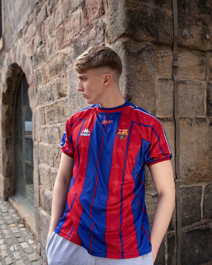 hemmatröja FC Barcelona säsongen 1997 1998