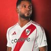 maillot-domicile-river-plate-saison-vingt-vingt-quatre-vingt-vingt-cinq hemmatröja River Plate säsongen tjugotjugofyra tjugotjugofem