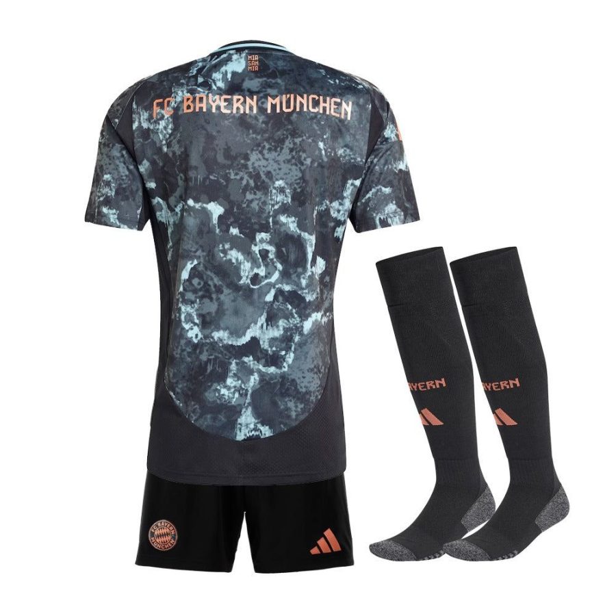 maillot-enfant-bayern-munich-exterieur-saison-deux-mille-vingt-quatre-deux-mille-vingt-cinq maillot enfant Bayern Munich extérieur saison deux mille vingt quatre deux mille vingt cinq