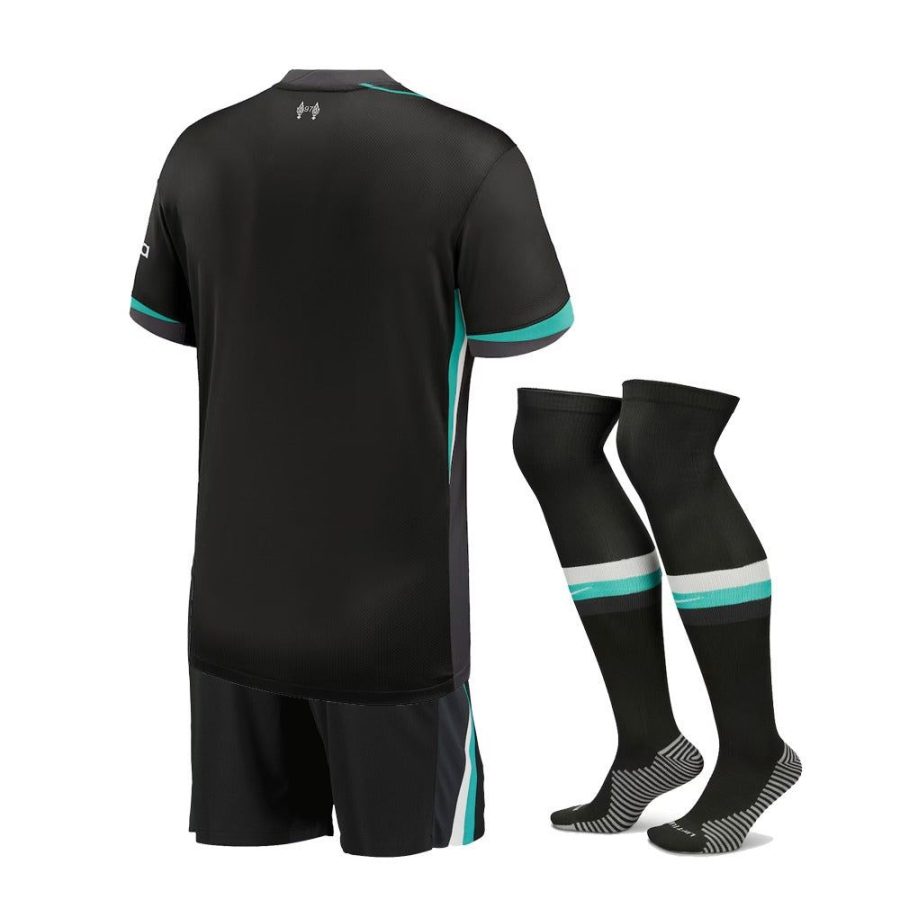 Barnens Liverpool bortatröja säsong 2024 2025 med shorts och strumpor