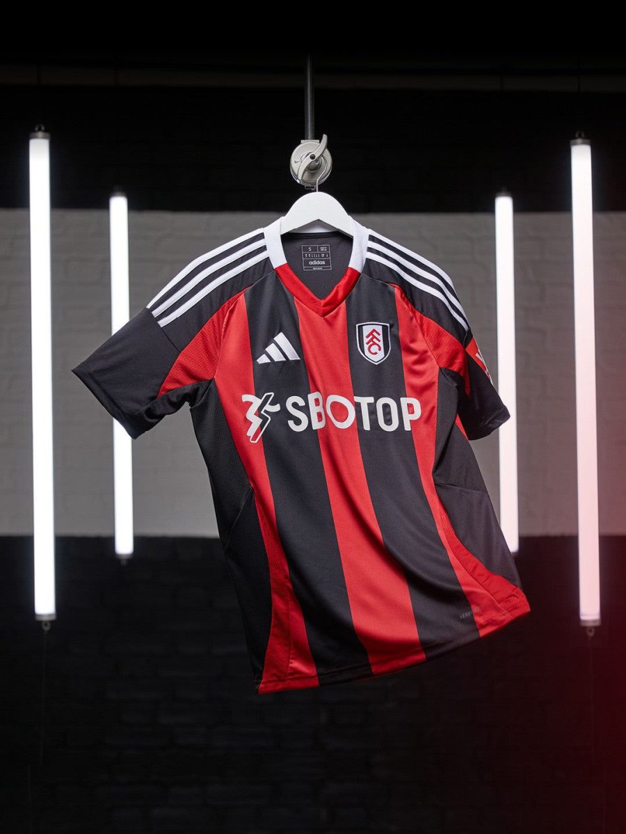 Maillot extérieur Fulham saison 2024 2025 tenue officielle de football
