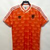 NEDERLÄNDERNA HEMMATRÖJA 1988