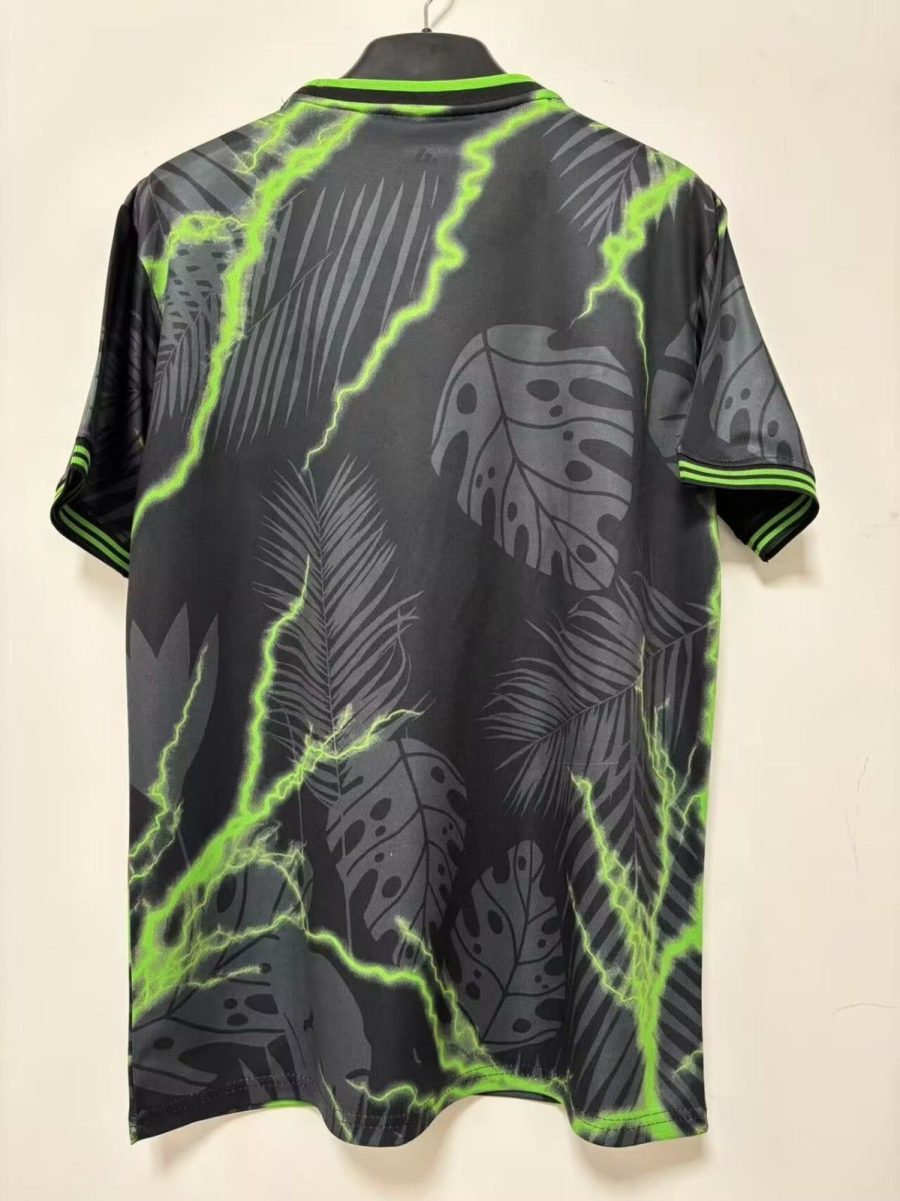 Maillot spécial Real Madrid édition 2025 2026 tenue officielle de football