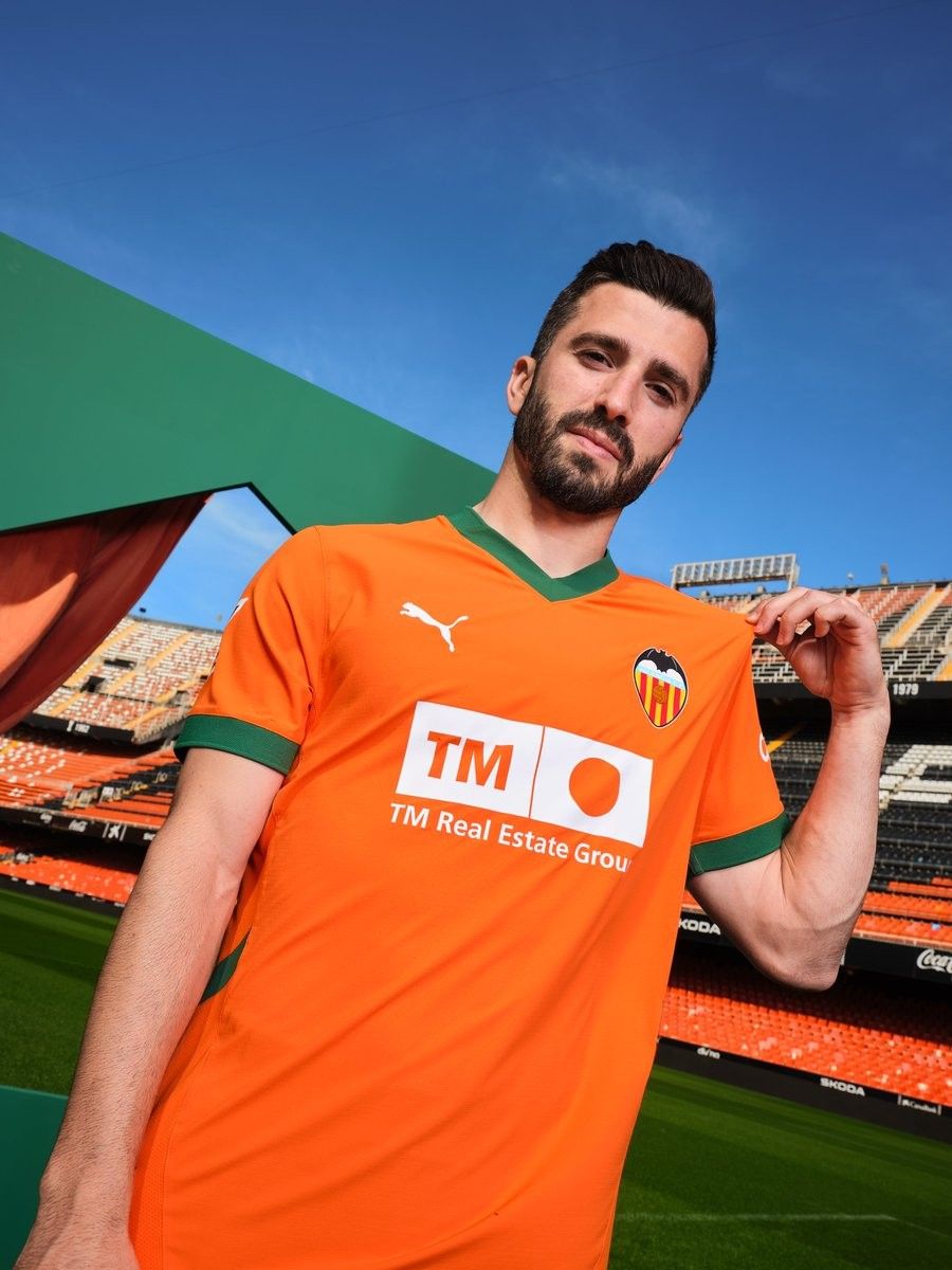 Tredjetröja Valencia CF säsongen 2024 2025 officiell matchtröja