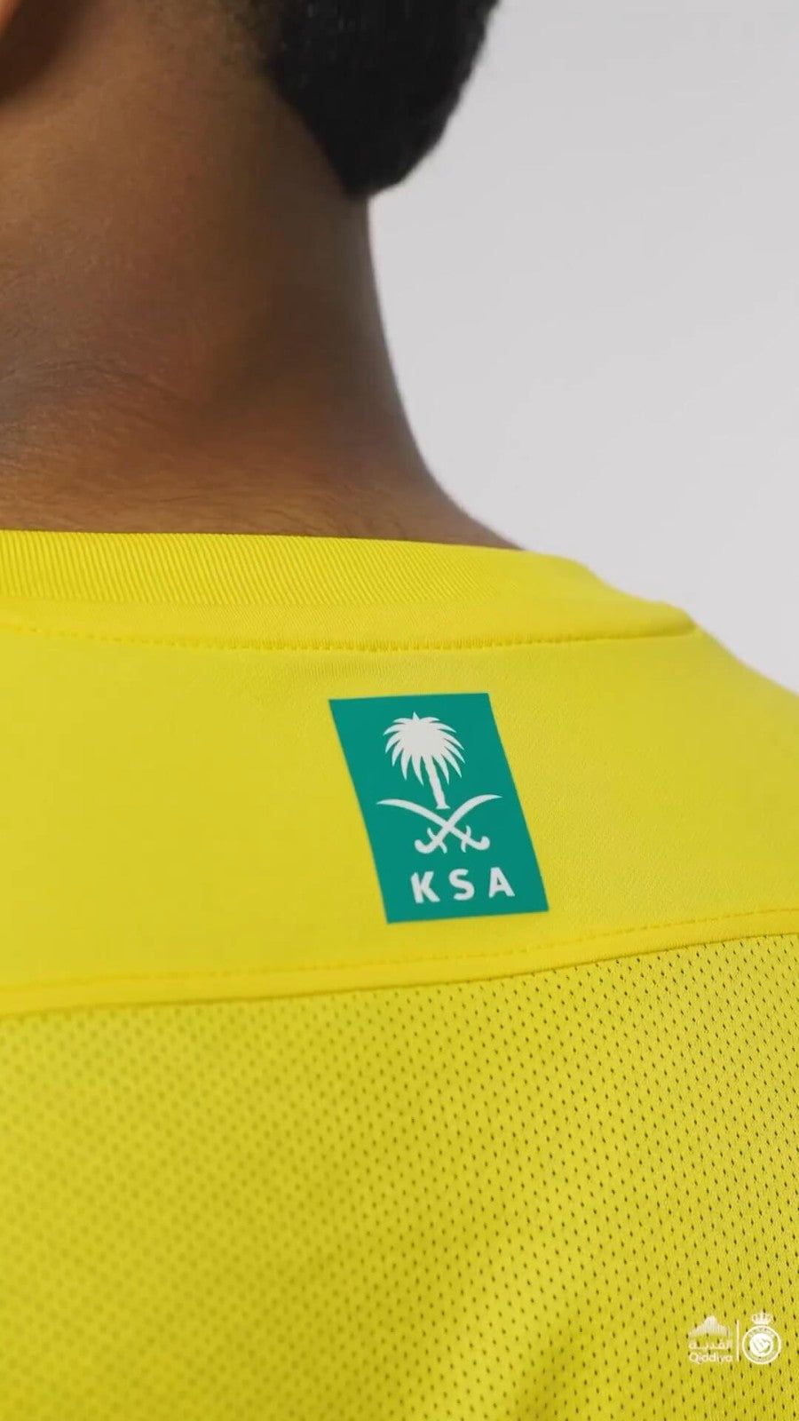 tenue-de-football-al-nassr-fc-maillot-home-2023-2024 fotbollströja Al Nassr FC hemmatröja 2023 2024