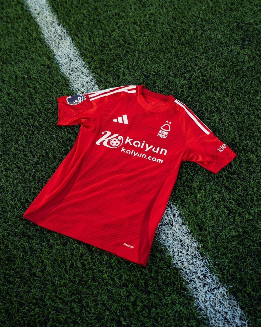 Officiell t-shirt Nottingham Forest FC hemmaställ 2024 2025