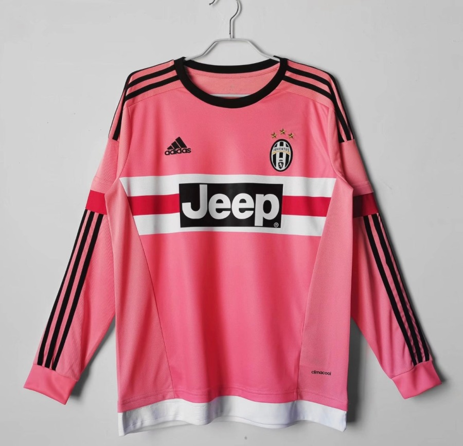 01EE8BA3-CDFE-402A-8A91-657B5863446C.jpg Juventus Bortatröja 2015/16 Långa Ärmar
