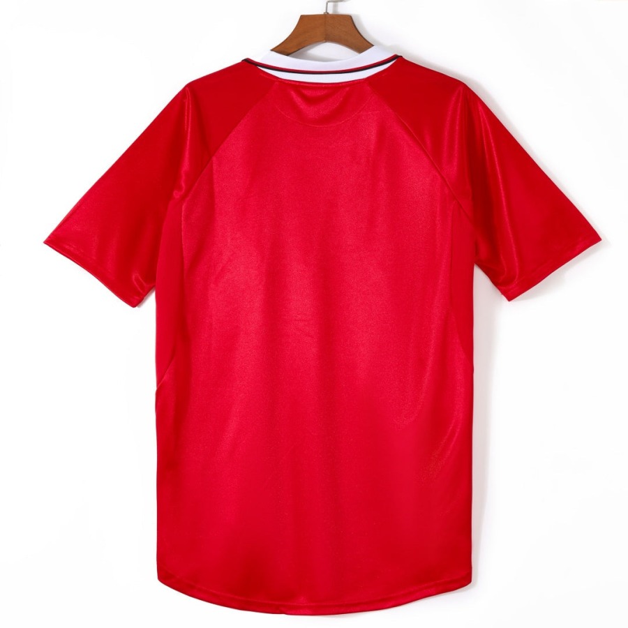 01e64364c13f2671e720154670098ac6.jpg Maillot Manchester United Domicile Rétro 1999-2000