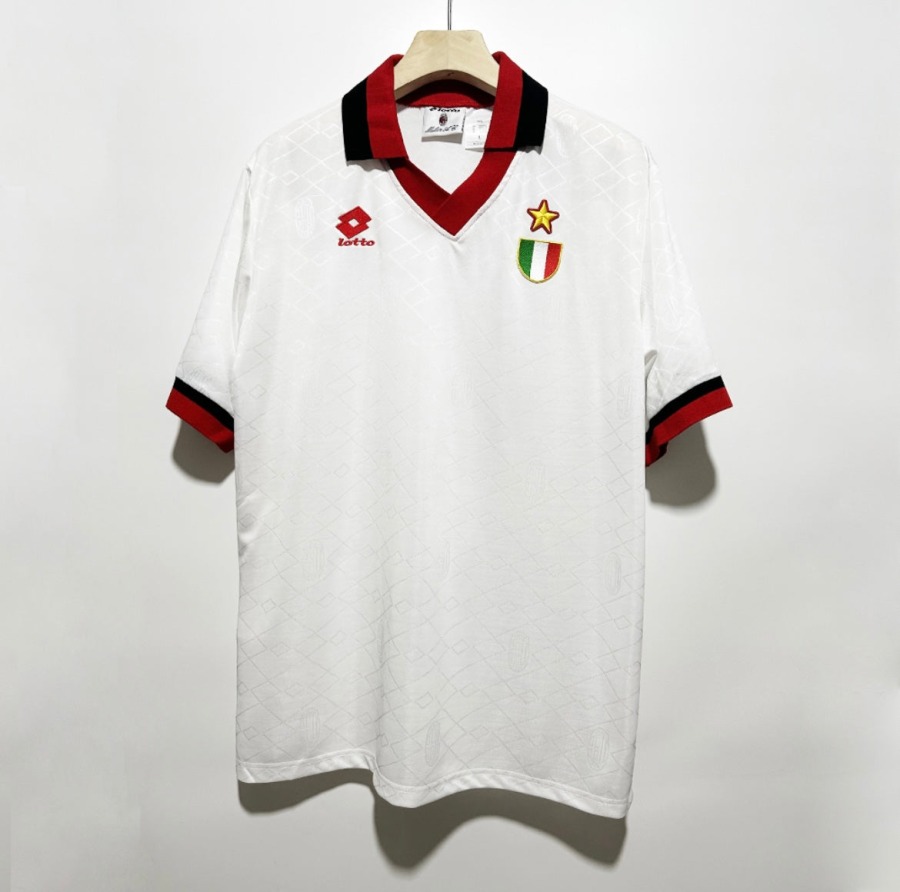 0223A9F7-1881-4CE4-8B5B-969642E718CB.jpg Fotbollströja AC Milan 1993/94 Borta