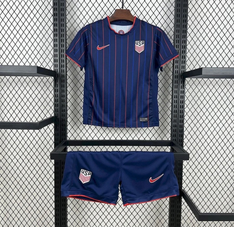 08717B69-06E8-4C9A-9159-3CD6482B9332.jpg Fotbollströja USA Bortatröja 2025 Barn