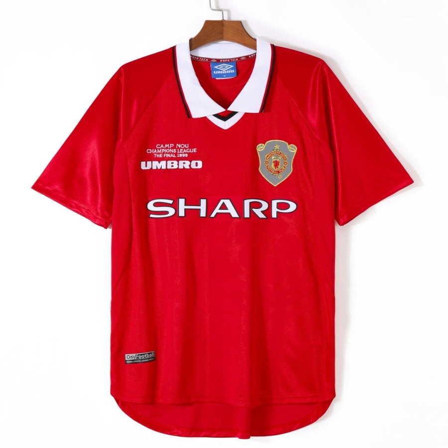 1156b21b50706a720ef22f327fa92ce3.jpg Maillot Manchester United Domicile Rétro 1999-2000
