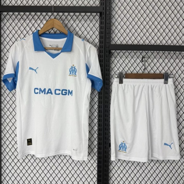 Fotbollströja Marseille Hemma 2025/26 Vuxen
<<<E53611>>>
Fotbollströja OM hemma 2025/26 autentisk. Premiumkvalitet streetwear. Nu -50% på utvalda produkter.