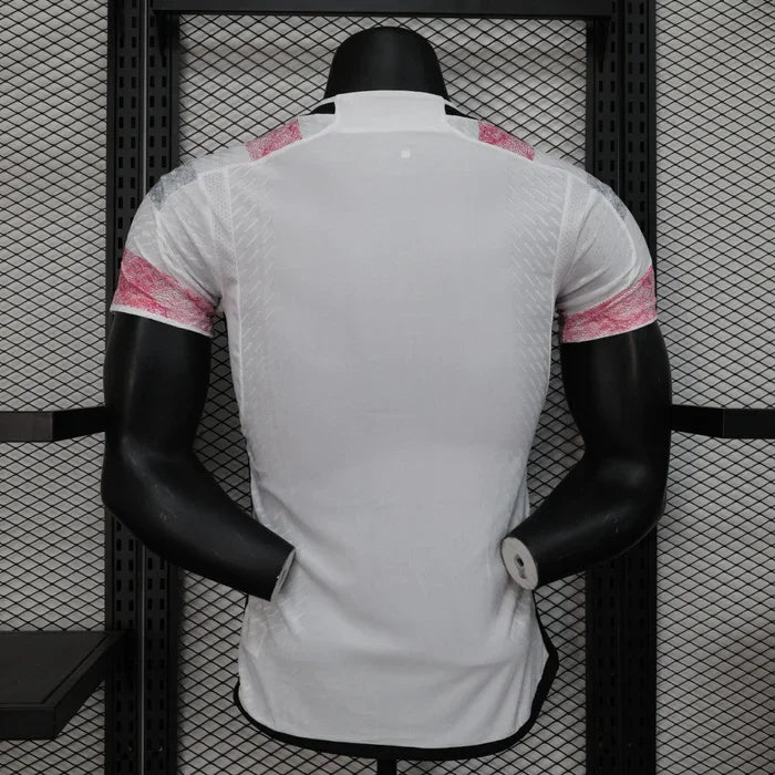 196.jpg Maillot Juventus 2023-2024 Édition Player Premium