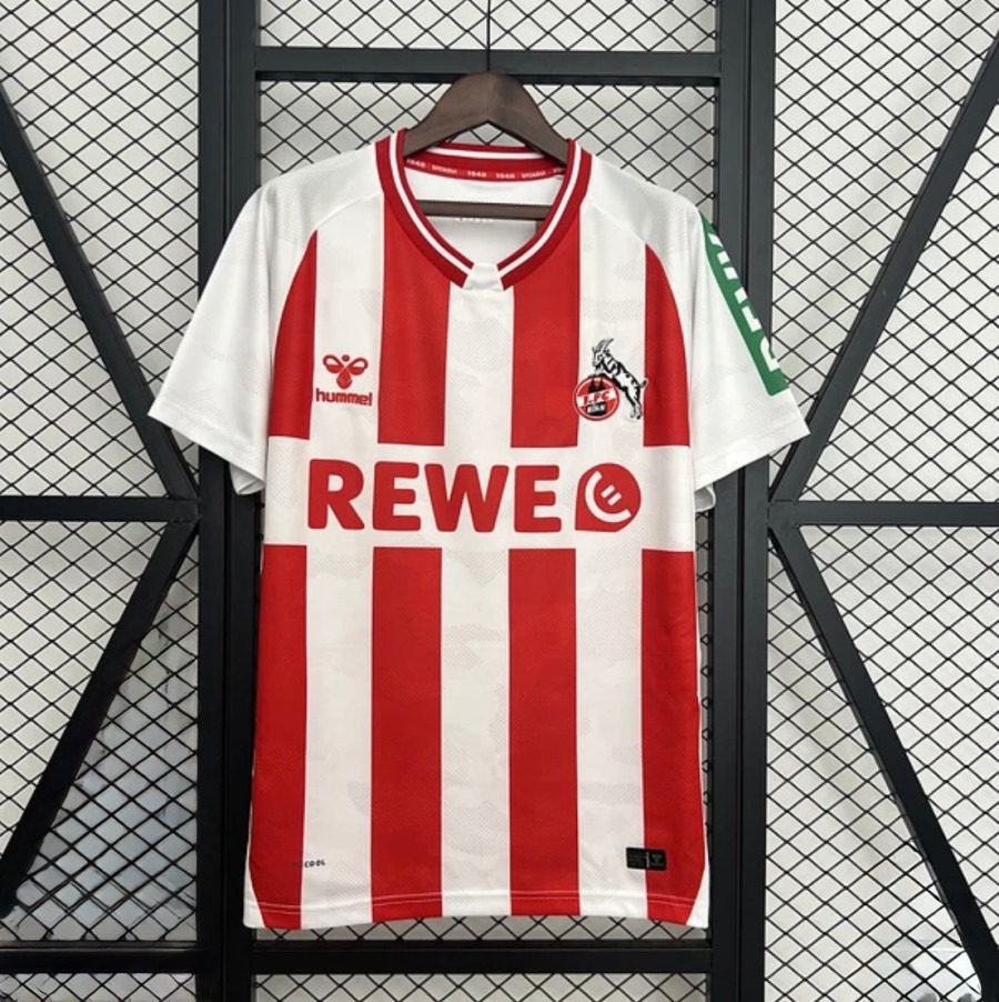 2CDA2CE5-1AFC-4487-91D3-7B59AC5FB32C.jpg Fotbollströja FC Köln Hemma 2025/26