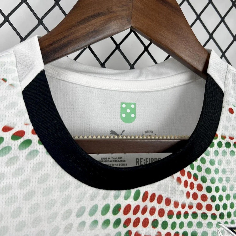 3739fd05.jpg Maillot Portugal Extérieur Feminin 2025