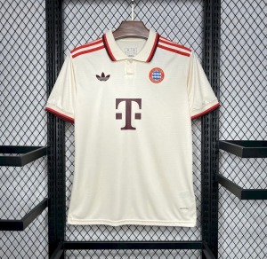 381E2E1E-7D96-470B-AEAA-AA84BFB9B905.jpg FC Bayern München Tredjetröja 2024/25
