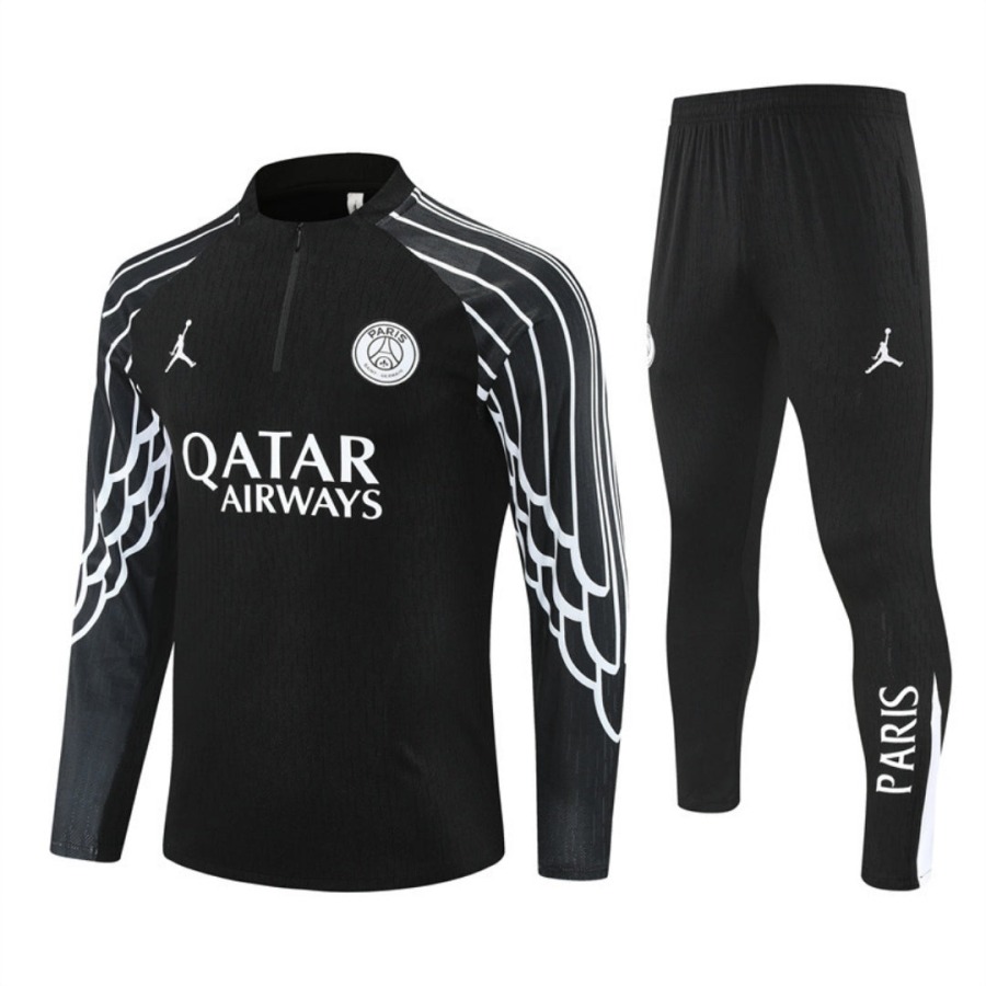 39ff5a9a2641a6077c4afc7bbaf1e23a.jpg PSG-tröja 25/26 Special Black