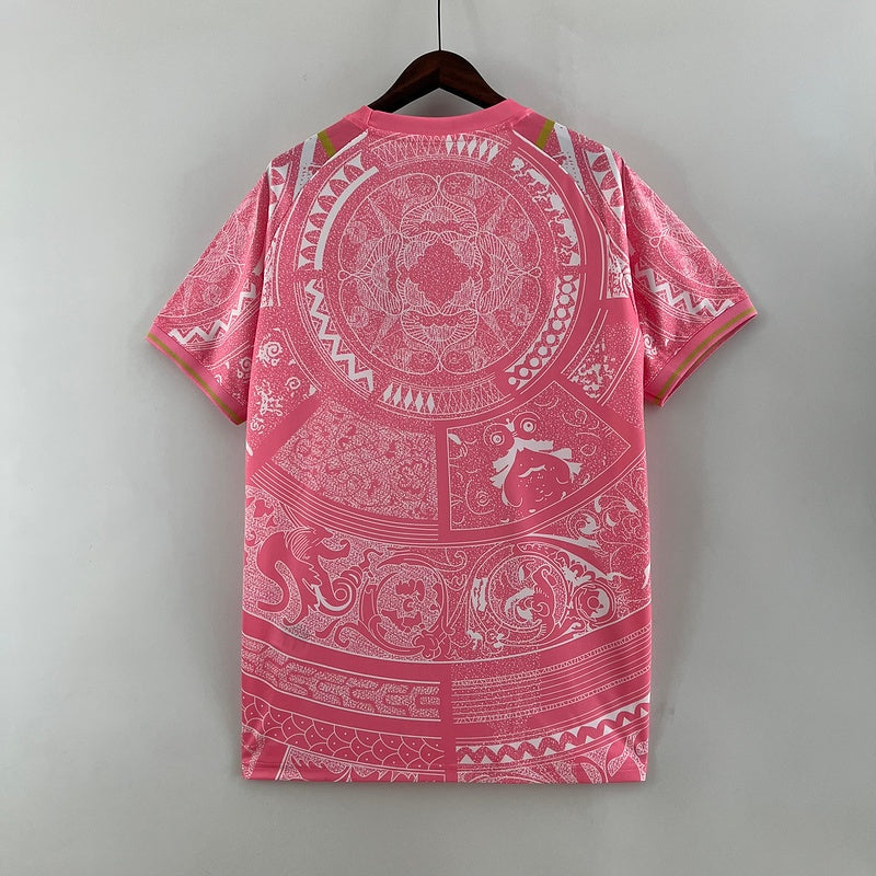 41b0acd91d0fa8c7cad80eadc7ce46a5.jpg Maillot Italie 24/25 Rose Édition Spéciale