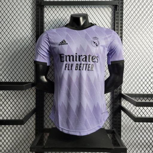 4e742aa62c17d11e44994ffe1a61ddef0_540x_7d495e48-ab09-4762-b008-c5375ff3e32d.jpg Real Madrid Bortatröja 2022-2023 Lila