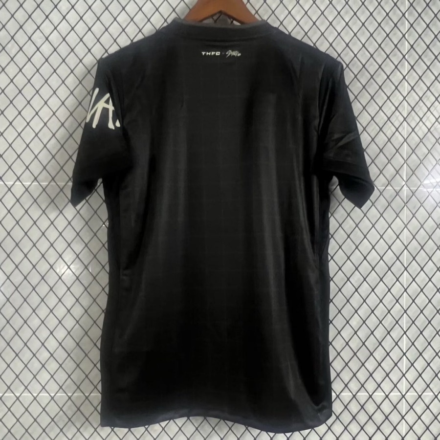 58e6031628c4ff7f43a6197400d5ae3c.jpg Maillot Tottenham 25/26 Spécial Edition