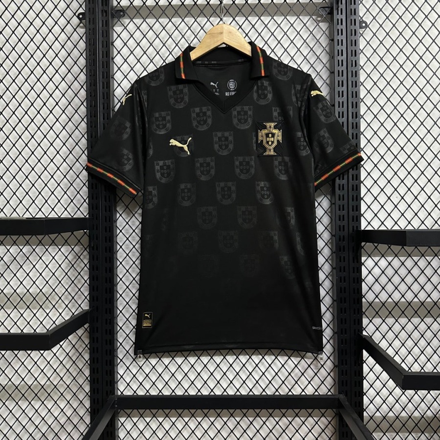 Fotbollströja Portugal 2025/26 Black Edition