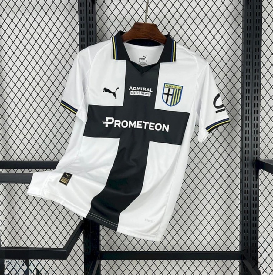 Fotbollströja Parma Hemma 2025/26