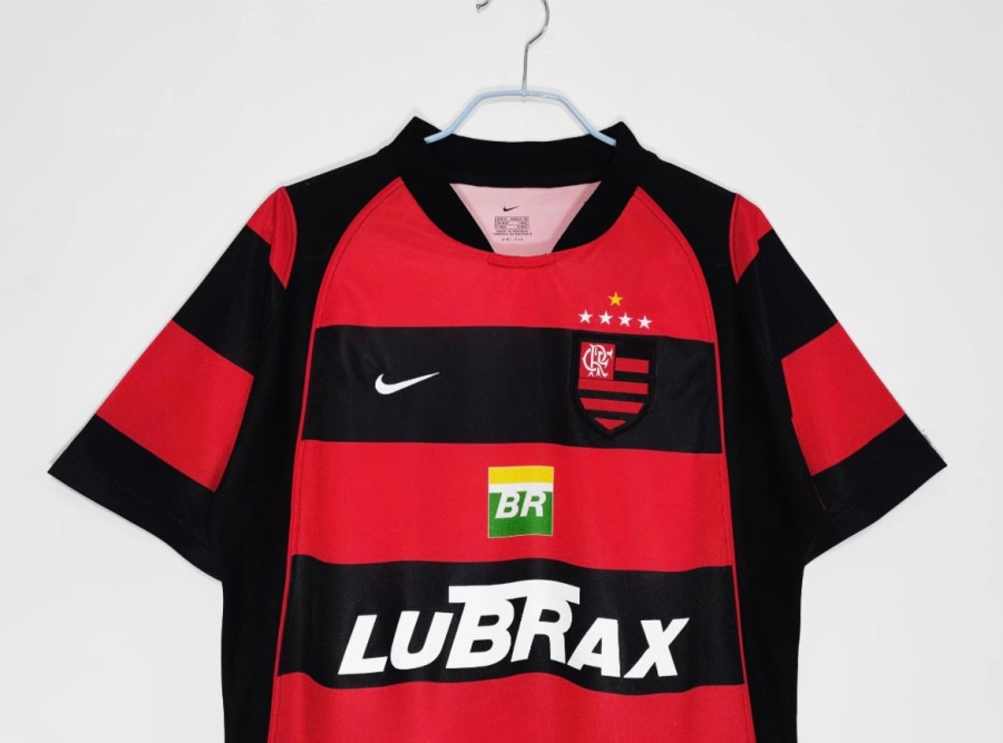 601538D3-38DA-4CB0-9E08-CE6A4D6139A6.jpg Maillot Flamengo Domicile 2003/04