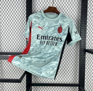 6CDC3E43-E471-41AF-A25C-DCF9115E8A71.jpg AC Milan Concept-tröja 2025/26