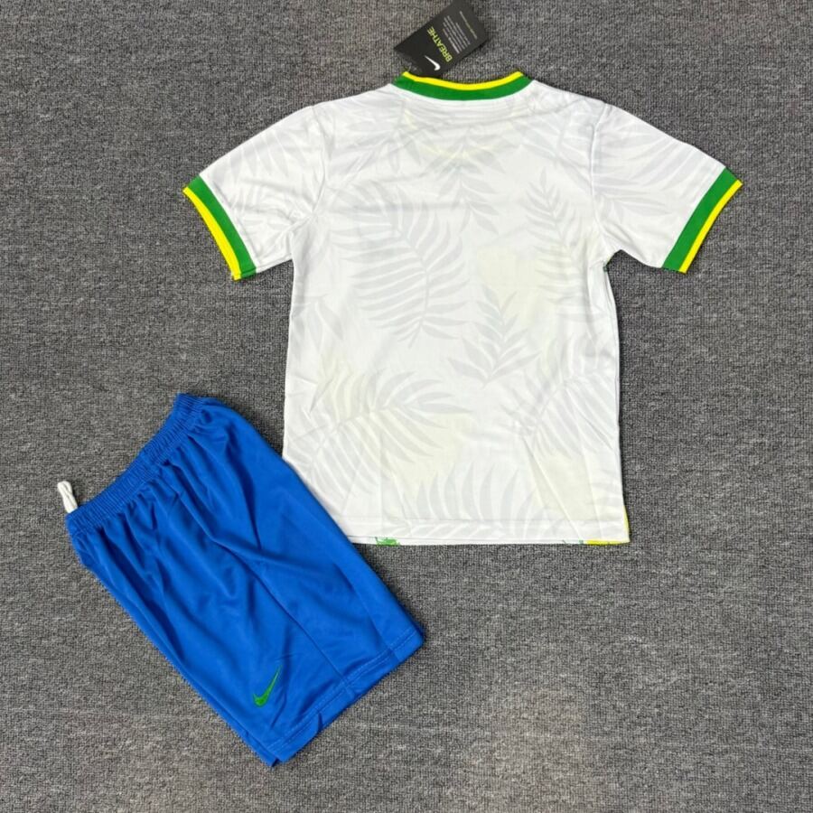 Brasilien 25/26 Barn Special Bird White